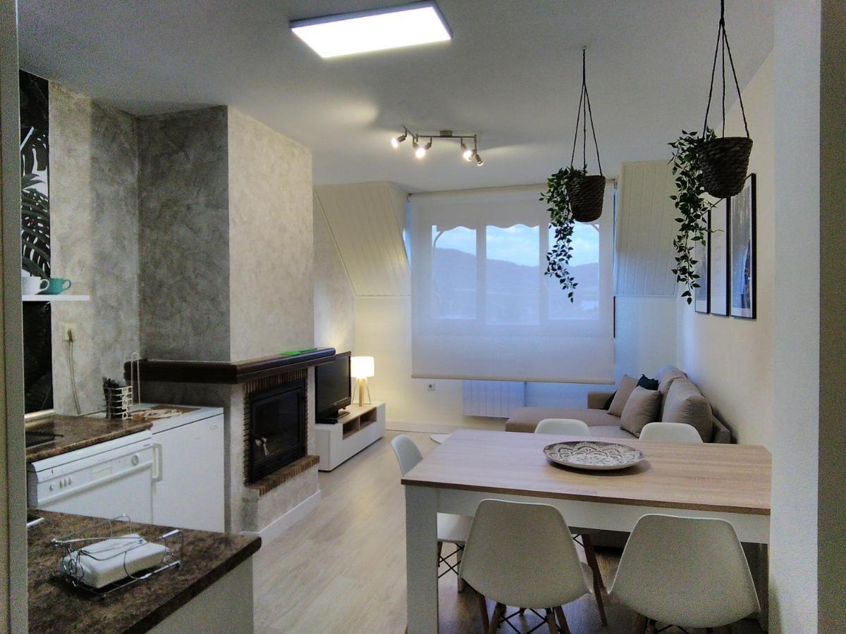 Apartamento Alba Jaca Exteriér fotografie